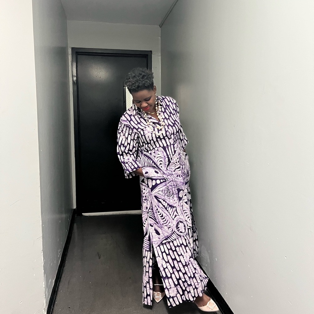 Chic Purple and White Kaftan